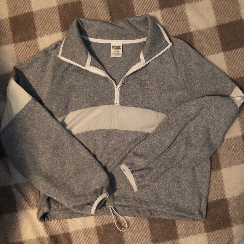 VS Pink crop half zip